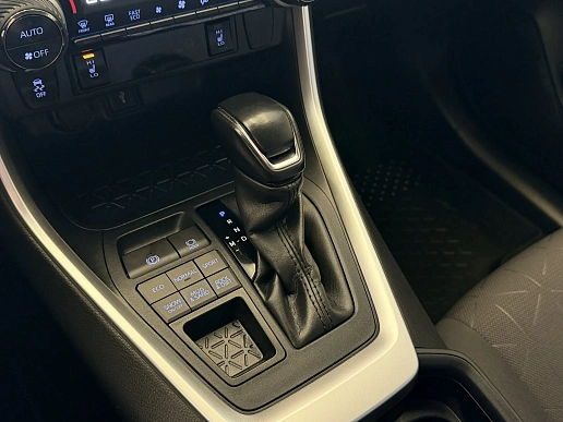 Купить Тойота Новый RAV4 2021г.