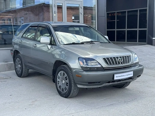 Купить Лексус РКС 2001г.