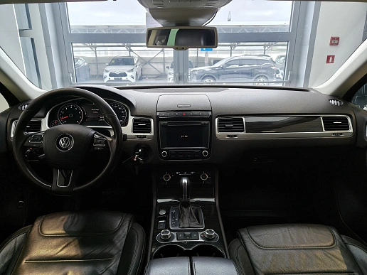 Купить Фольксваген Тоуарег 2015г.