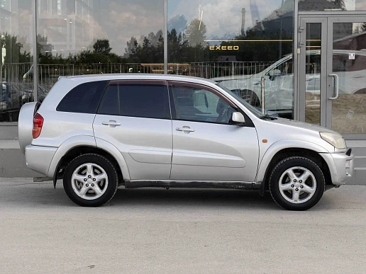 Купить Тойота Новый RAV4 2003г.