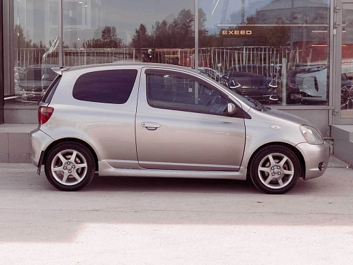 Купить Тойота Витз 2001г.