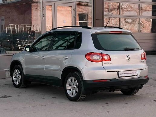 Купить Фольксваген Тигуан 2011г.