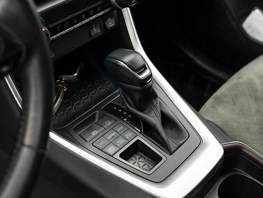 Купить Тойота Новый RAV4 2023г.
