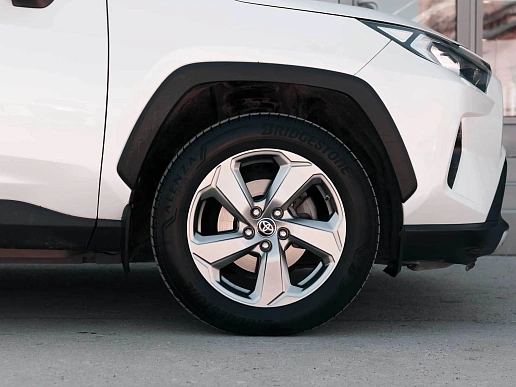 Купить Тойота Новый RAV4 2020г.
