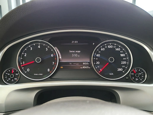 Купить Фольксваген Тоуарег 2015г.