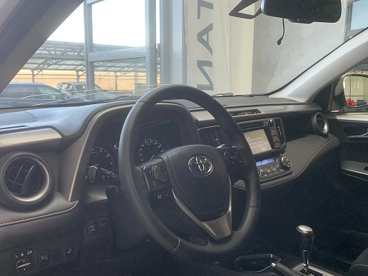 Купить Тойота Новый RAV4 2016г.