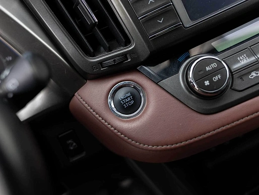 Купить Тойота Новый RAV4 2013г.