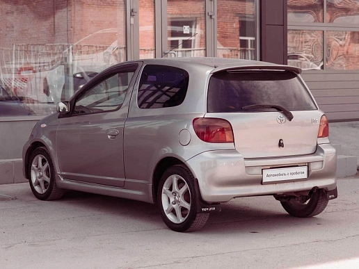 Купить Тойота Витз 2001г.