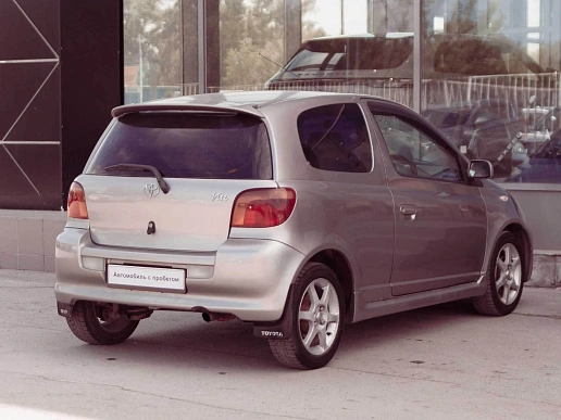Купить Тойота Витз 2001г.