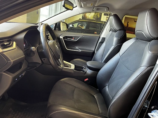 Купить Тойота Новый RAV4 2021г.