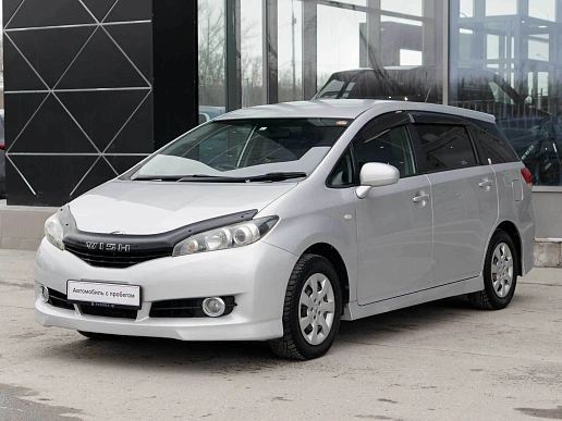 Купить Тойота Виш 2011г.