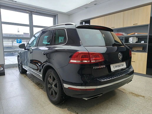 Купить Фольксваген Тоуарег 2015г.