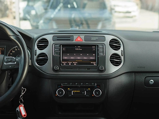 Купить Фольксваген Тигуан 2011г.