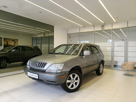 Купить Лексус РКС 2001г.