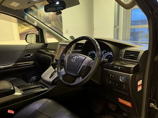 Купить Тойота Веллфире 2012г.