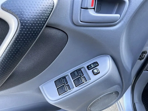 Купить Тойота Новый RAV4 2003г.