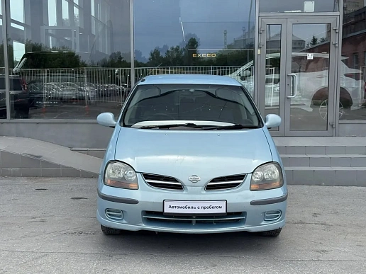 Купить Ниссан Тино 1999г.