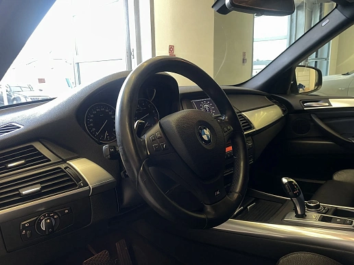 Купить БМВ КС5 2013г.