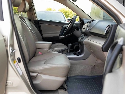 Купить Тойота Новый RAV4 2007г.