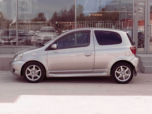 Купить Тойота Витз 2001г.
