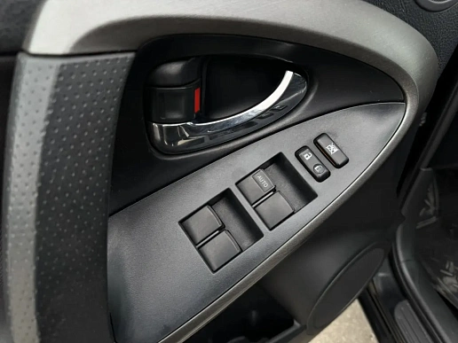 Купить Тойота Новый RAV4 2011г.