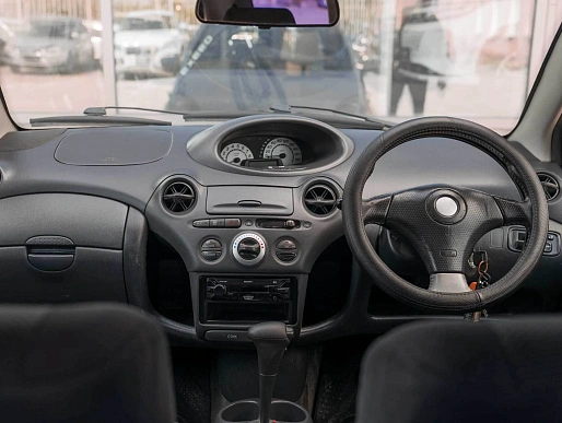 Купить Тойота Витз 2001г.