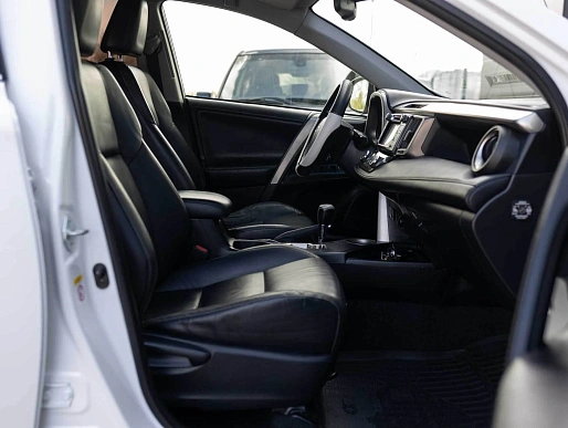 Купить Тойота Новый RAV4 2013г.