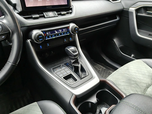 Купить Тойота Новый RAV4 2022г.