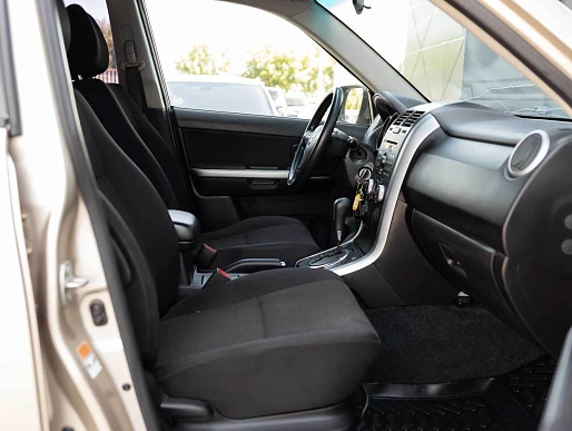 Купить Сузуки Гранд Витара 2010г.