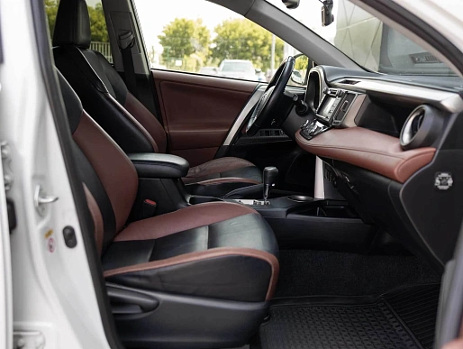 Купить Тойота Новый RAV4 2013г.
