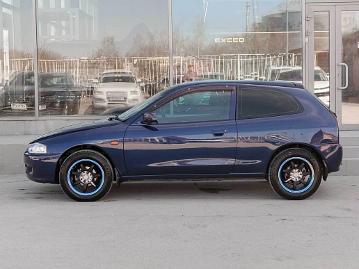 Купить Митсубиси Мирадже 1997г.