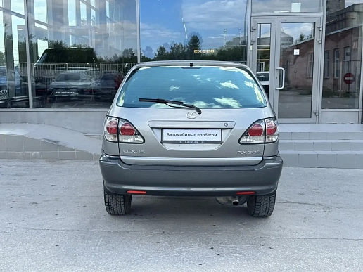 Купить Лексус РКС 2001г.