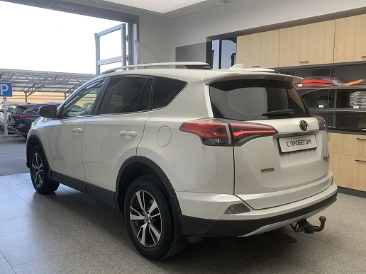 Купить Тойота Новый RAV4 2016г.