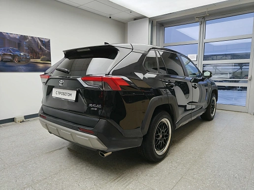 Купить Тойота Новый RAV4 2022г.
