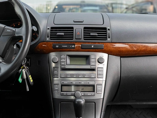Купить Тойота Авенсис 2007г.
