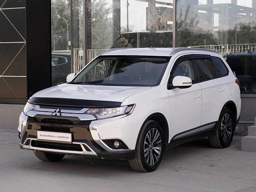 Купить Митсубиси Оутлендер 2020г.