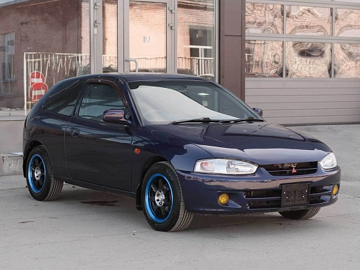 Купить Митсубиси Мирадже 1997г.