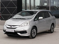 Купить Хонда Фит Шуттле 2014г.