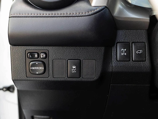 Купить Тойота Новый RAV4 2013г.