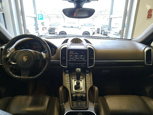 Купить Порше Кайенне 2012г.