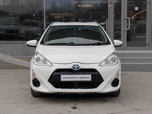 Купить Тойота Аква 2016г.