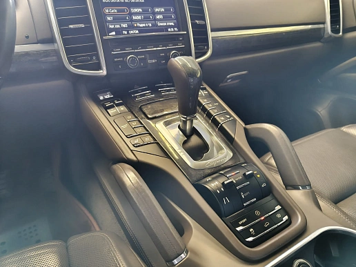 Купить Порше Кайенне 2012г.